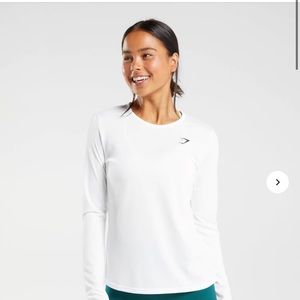 Training off white (ivory) long sleeve Gymshark cropped